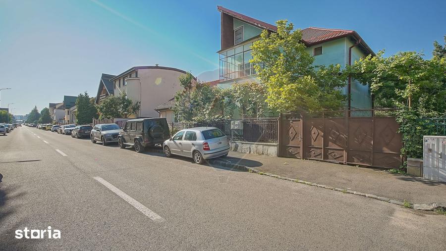 Casă cu 3 camere cu Teren 705 Mp în Central