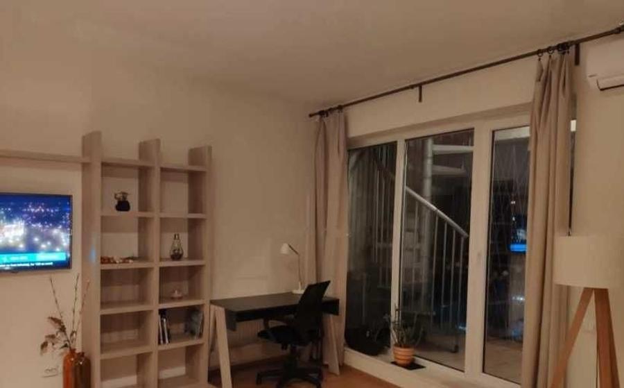 Apartament cu 2 camere decomandat în 13 Septembrie