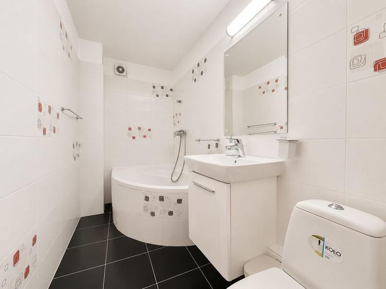 Apartament cu 3 camere decomandat, mobilat în 13 Septembrie