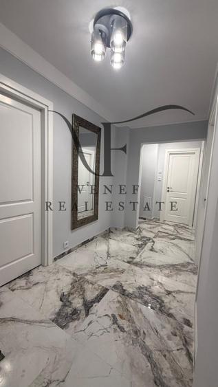 Apartament cu 3 camere decomandat în Decebal
