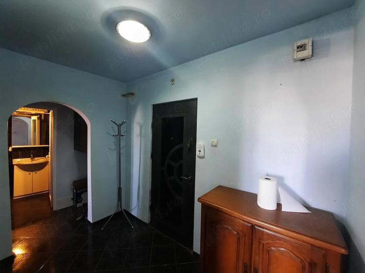 Apartament cu 2 camere decomandat în Exterior Vest