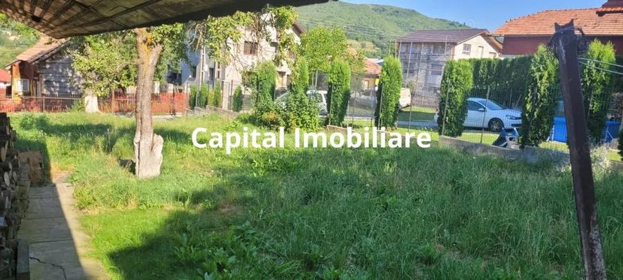 Casă cu Teren 1500 Mp în Valea Doftanei