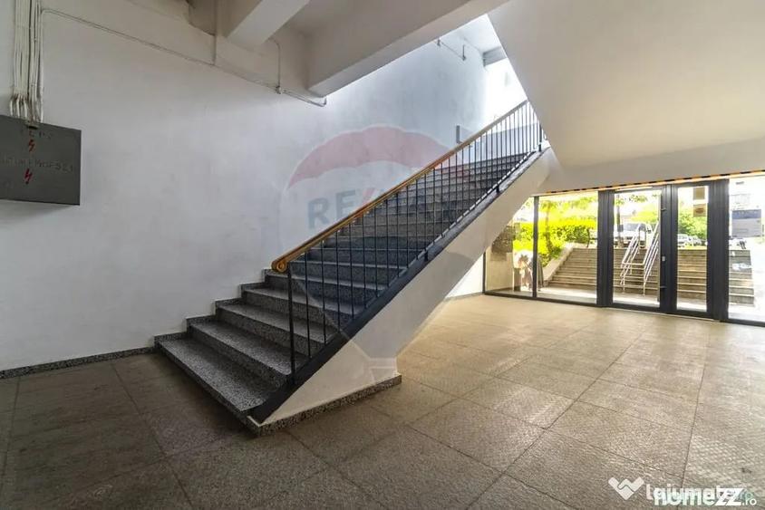 Spațiu comercial, de 448 mp, în 13 Decembrie