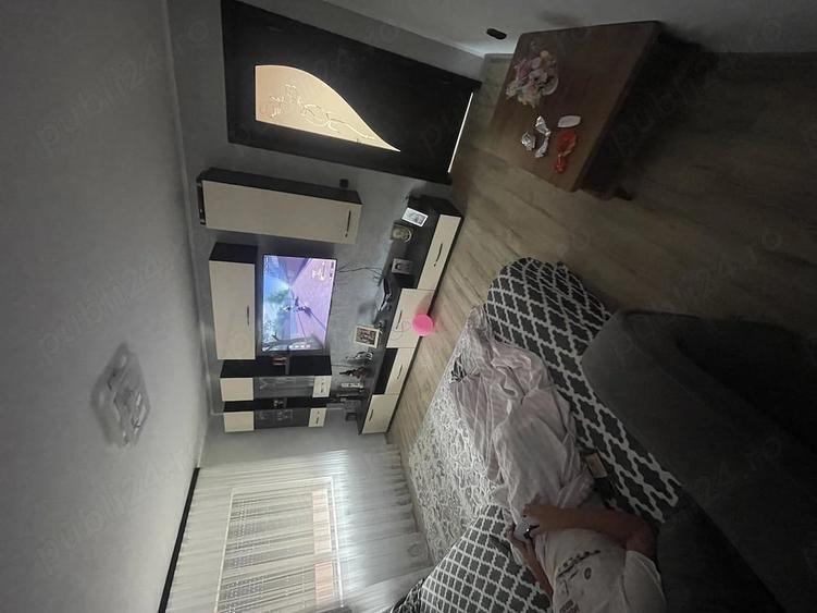 Casă cu 4 camere cu Teren 1136 Mp în Orășeni-Deal