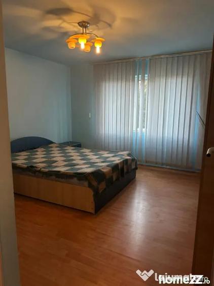 Casă cu 4 camere cu Teren 1105 Mp în Strejnicu