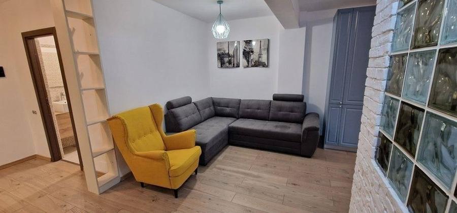 Apartament cu 2 camere semidecomandat în Iris