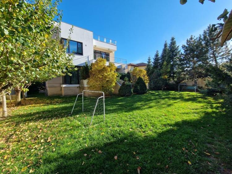 De vanzare! Vila (D+P+1E+2R) cu terasa panoramica in Mogosoaia - 4