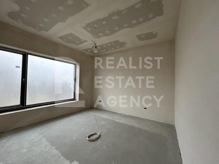 Casă P+1, 315 m² utili | Teren 1.530 m² | Pe malul lacului Ostratu - 6