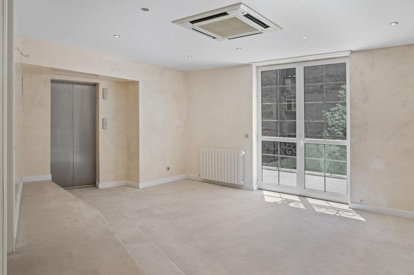 Vila de inchiriat cu 13 camere langa Bulevardul Lascăr Catargiu - 21