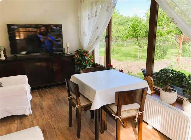 2 Case renovate, gata de mutat. Zona Vulcan - 1