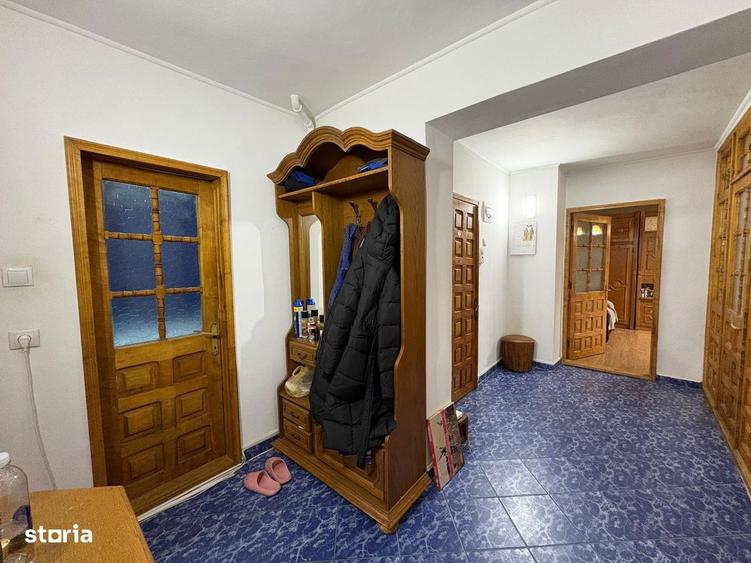 Apartament cu 3 camere ?i 2 balcoane in Beclean + garaj - 10