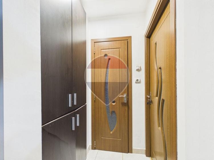 Apartament cu 2 camere semidecomandat, mobilat în Drumul Taberei