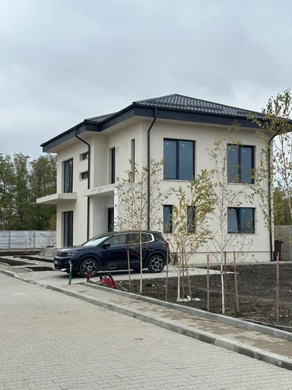 Ultima VILĂ la OFERTĂ  – preț special 210.000 € + TVA! - 25