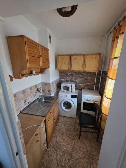 Apartament 1 camera Tudor (Mol) - 2