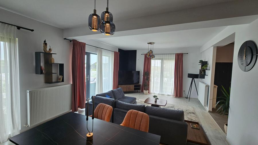 VILE P+M, 5 camere+Teren 300 mp.zona Otopeni, COMPLEX CU PISCINA-COMISION 0% - 6