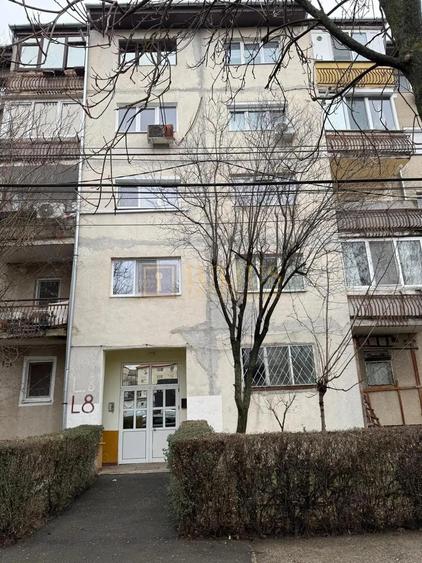 3 camere, zona Lunei-Complexul Studentesc, la 3 minute de facultatea FEAA - 11