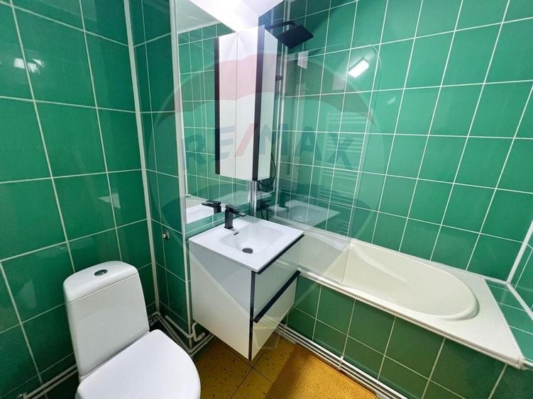 De inchiriat apartament cu 3 camere in zona ultracentrala - 8