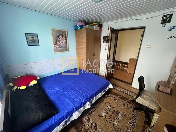 Casa cu 1690 mp teren, vie pe rod, comuna Sarata, jud. Bacau - 18