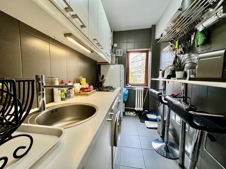 Vanzare 2 camere - Parcul Cismigiu | metrou Universitate - 4