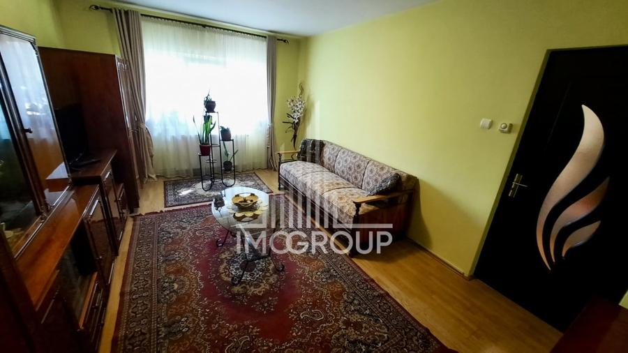 Apartament 3 camere, 2 bai, boxa si loc de parcare, Intre Lacuri, str. Siretului - 5