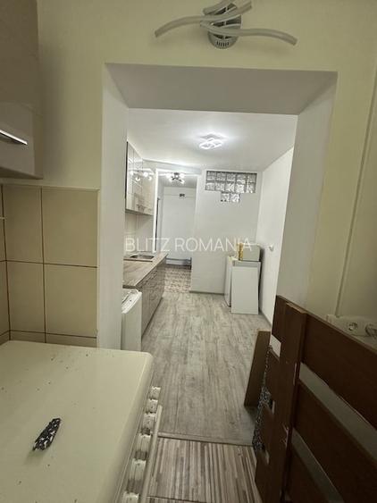 Apartament de vanzare, cu 1 camera, zona Hotvon Apartament de vanzare, cu 1 camera, zona Hotvon