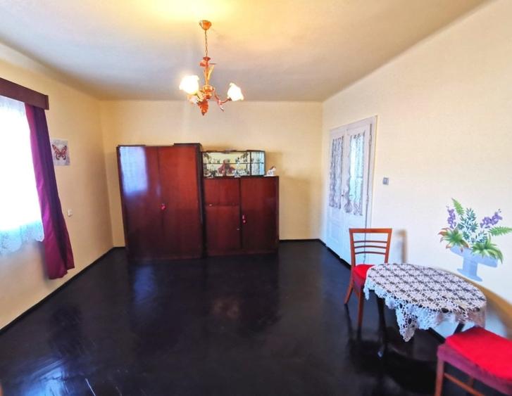 Mureseni,casa 2 camere  teren 650 mp - 1