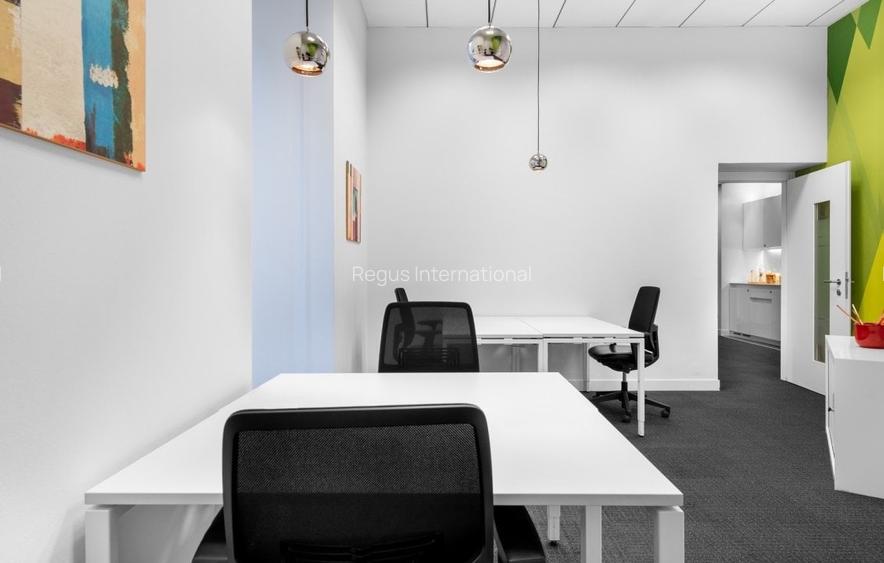 Spațiu de birou privat pentru 3 persoane în Regus Green Gate
