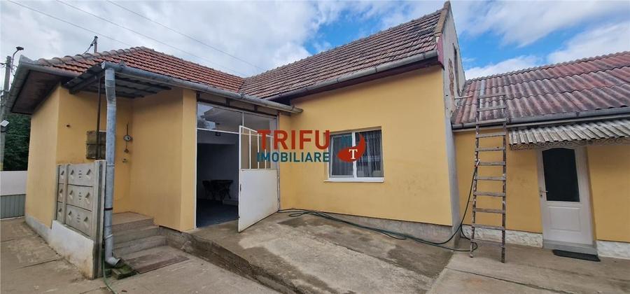 Casa 3 camere, 976 mp, garaj, zona Barabant - 2