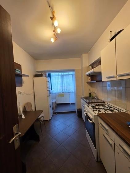 Etaj 1-Tg.Cucu-Pod de Fier -2 Camere Decomandat 72mp-bloc 86' - 7