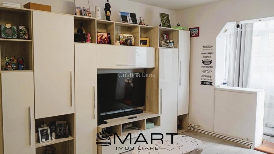 OCAZIE! Apartament cochet 2 camere etaj 3/4 zona V. Aaron OCAZIE! Apartament cochet 2 camere etaj 3/4 zona V. Aaron