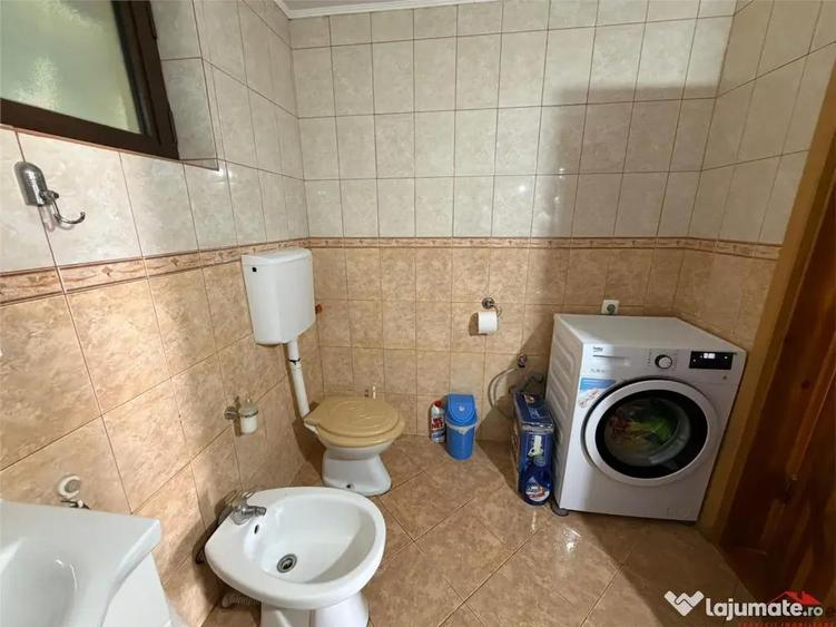 Casa P M de in Odobesti 1.021mp teren - 13