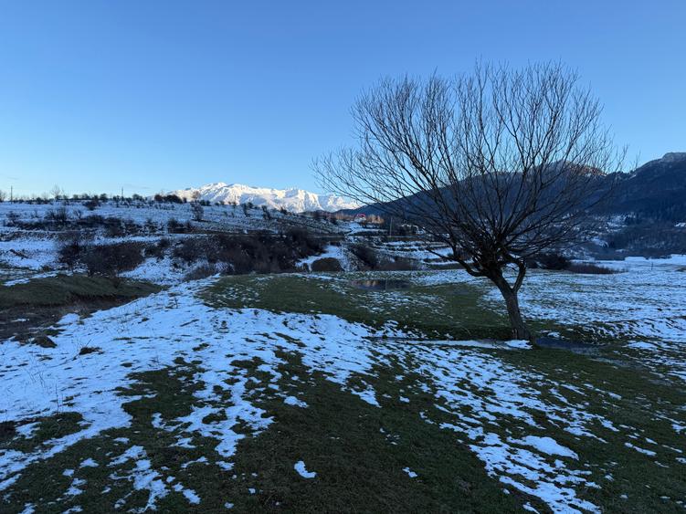 Teren intravilan 667 mp in Zarnesti zona Grui pentru casa - 2