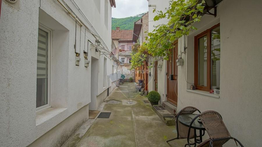 Apartament cu 2 camere semidecomandat, mobilat în Centrul Istoric Apartament cu 2 camere semidecomandat, mobilat în Centrul Istoric