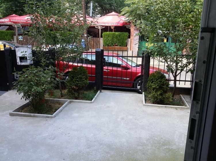 De vanzare apartament / spațiu comercial intersectie Foisorul de Foc - 1