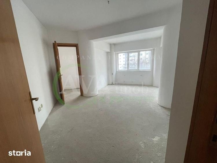Apartament 3 camere decomandate, 92 mp Zona Central | Etaj 1 - 10