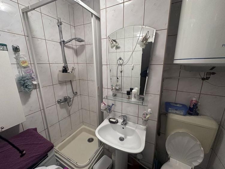 Inchiriez apartament 2 camere BERCENI, zona Huedin - 3