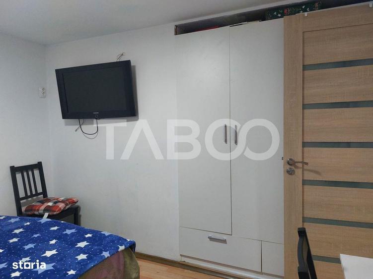 Apartament renovat complet 47 mp 3 camere str Tesatorilor Cisnadie - 11
