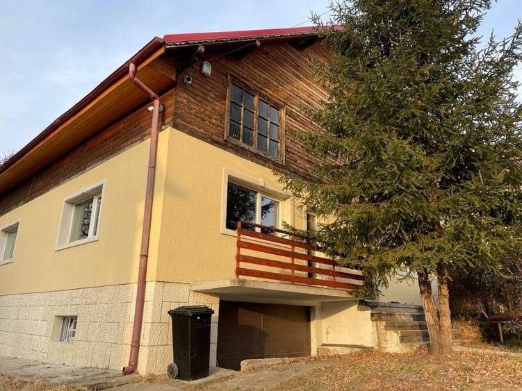 Casa de vanzare, aproape de Sinaia si Pucioasa (Fieni, Dambovita) - 1