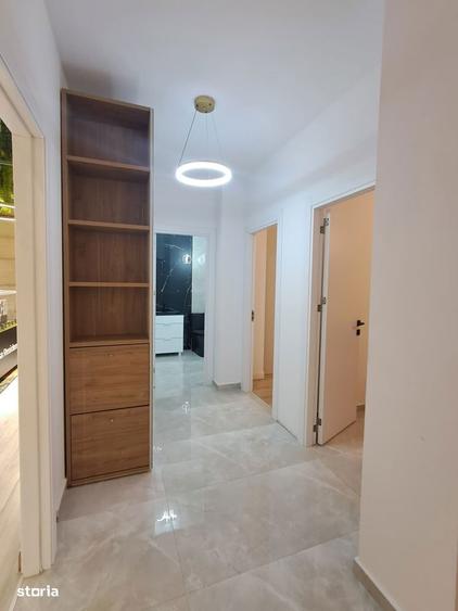Apartament doua camere decomandat 3 minute metrou , Sector 4 - 10