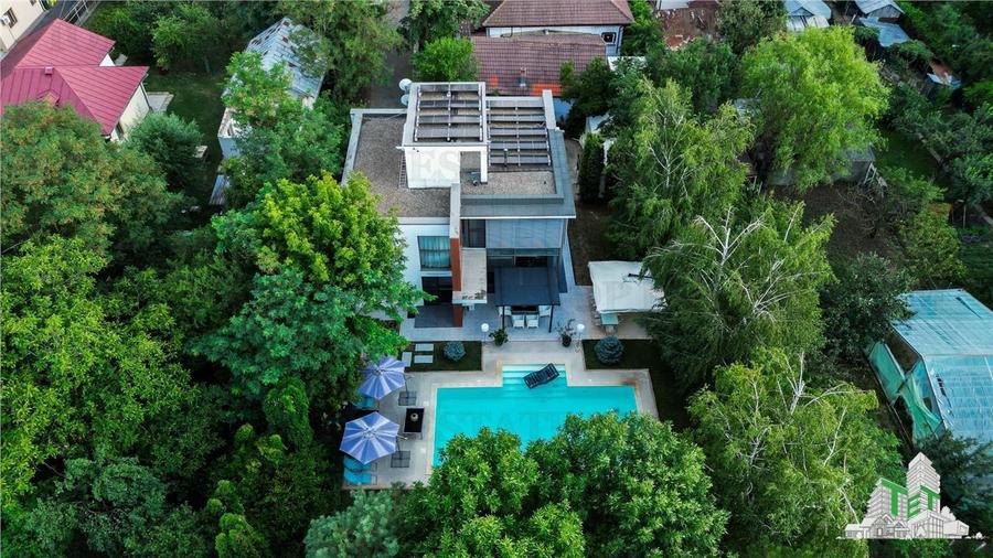 Vila premium cu 7 camere, piscina privata si terasa de 90 mp, situata in Otopeni - 29