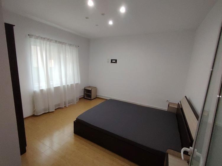 Inchiriez casa Bucov, P+1,cartier Mica Roma - 4