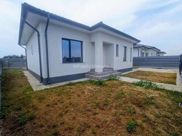 CASA INDIVIDUALA - 4 CAMERE, 333 MP TEREN,PARTER + POD, COMISION 0%
