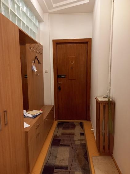 Dacia, Piata Spaniei - 6