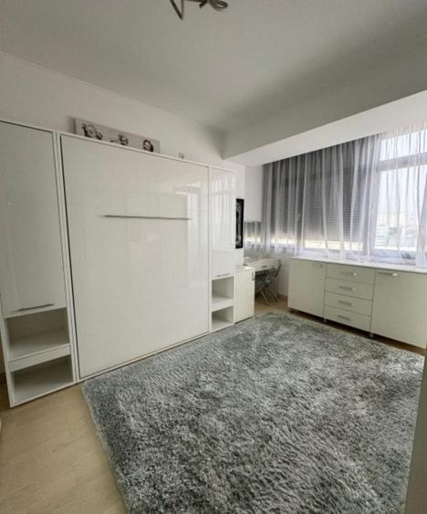 Baneasa : Apartament cu 3 camere tip penthouse, cu vedere panoramica spre lac ! - 11