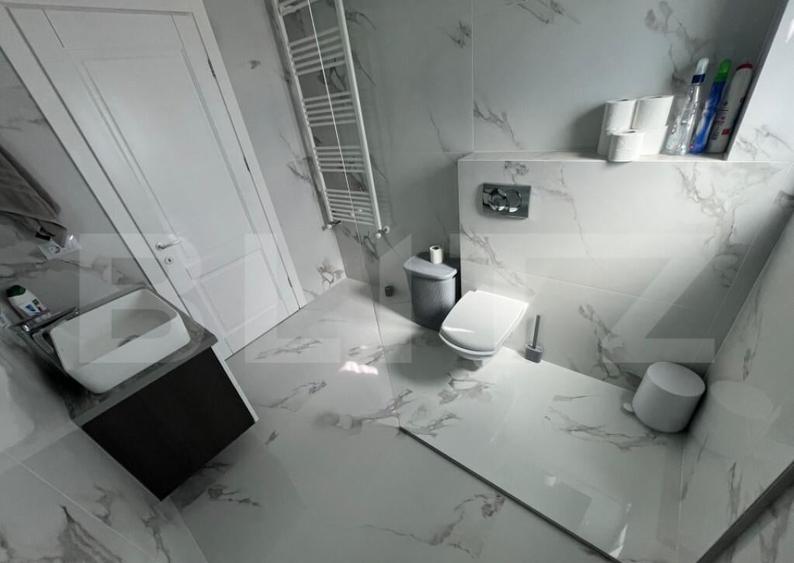 ???? Vila moderna, de vanzare, cu 5 camere, teren 604 mp, - 1