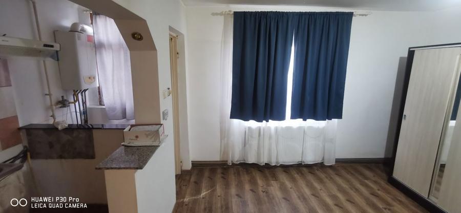 Garsoniera de vanzare in zona pod - 7