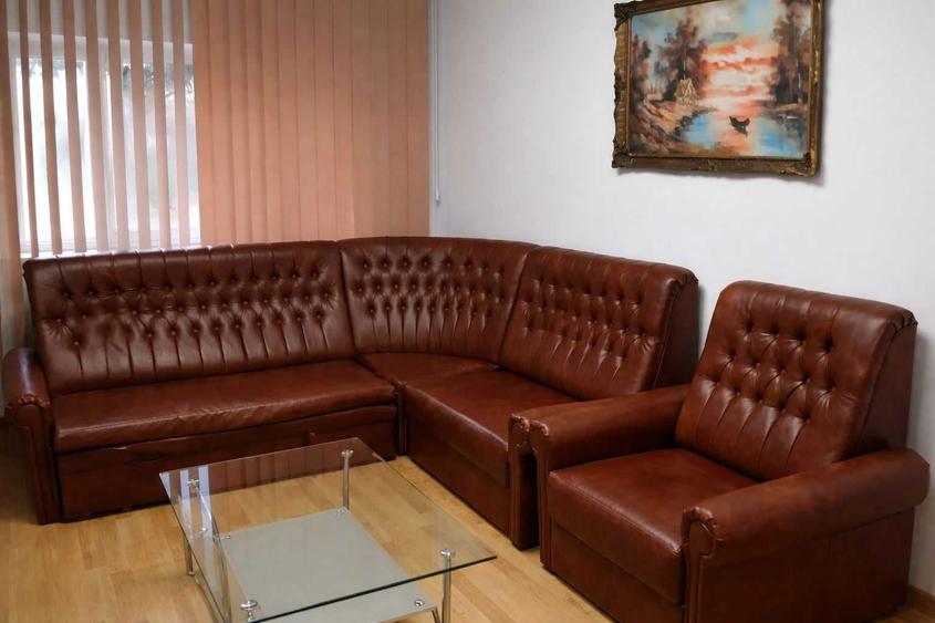 Apartament 2 camere decomandat, complet mobilat, zona Burdujeni etaj 1 - 5