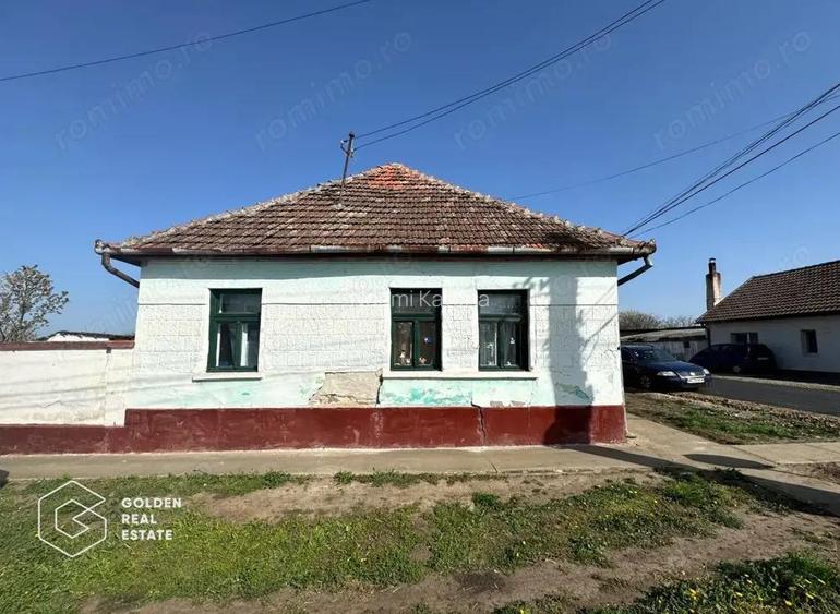 Casa cu teren 959 mp, Iratosu, Zona buna, Comision 0%