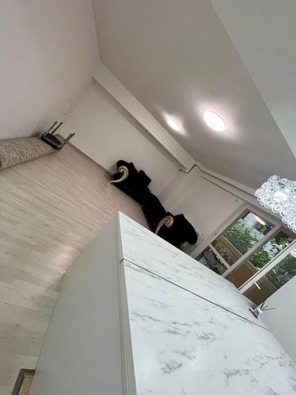 Vanzare apartament spatios 3 camere, 2 bai, bloc 2009, Titan, 10 min metrou - 4