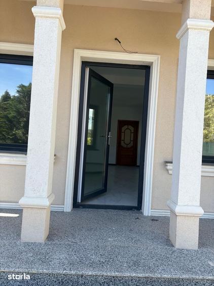 Spațiu comercial, de 60 mp, în Central